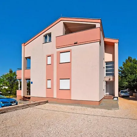 Apartment Branka Starigrad - Cdn051015-dye *